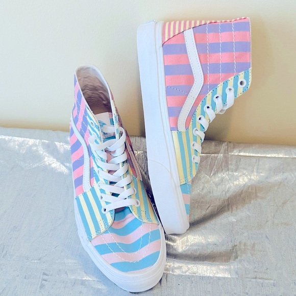 NEW VANS Unisex High Top Striped Pastel Colors W/8 or M/6.5 &  EUR 38.5 - Picture 2 of 11